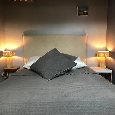 Les Terrasses De Thau Bed & Breakfast